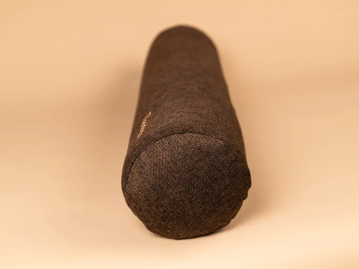 Валик BROWN Woodson для ног 60*16 - 2