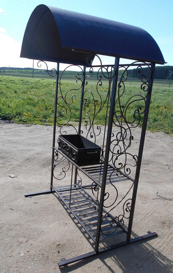 Кованый мангал с крышей КУ-3-3, сталь 5 мм - 1