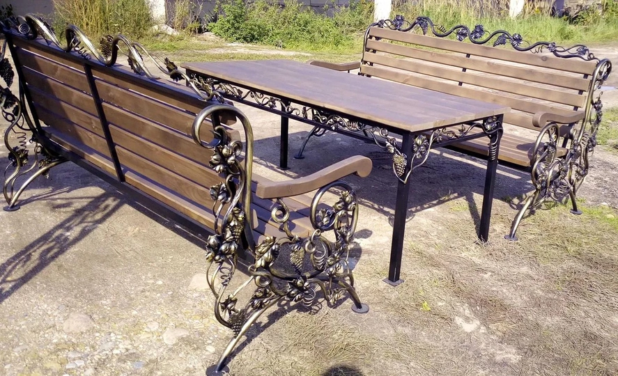 Кованый стол садовый КС-4 1,8 Х 0,8 М - 1
