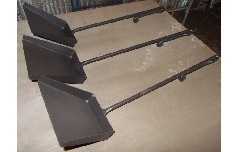 Совок для мангала C-1