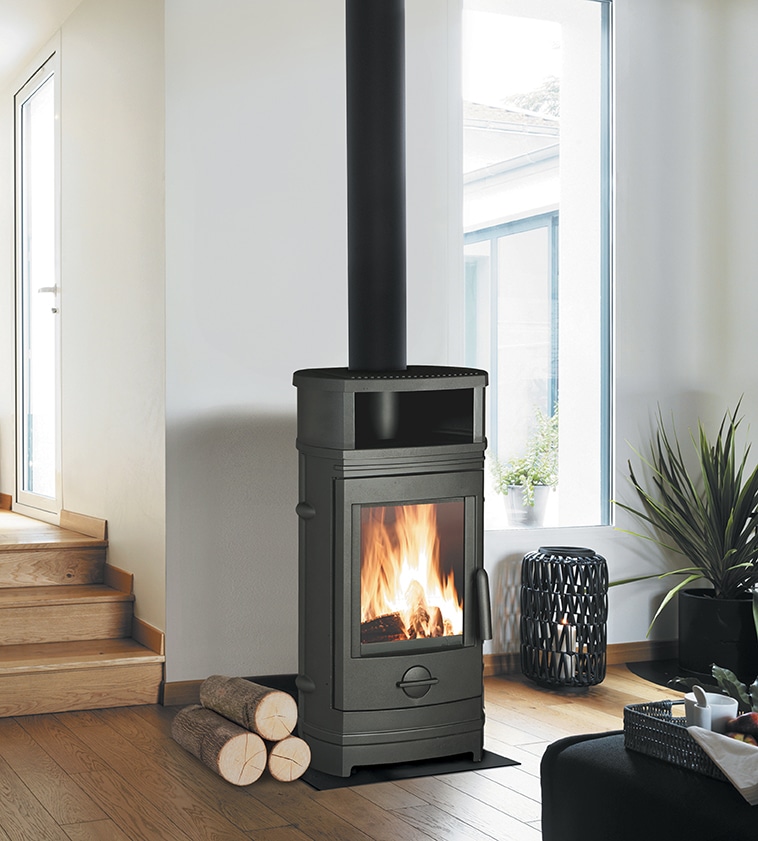 Печь-камин Invicta Treville - 1min