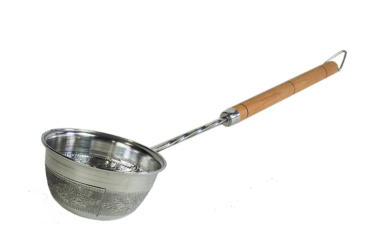 Черпак Добрыня алюминий с тиснением 60см